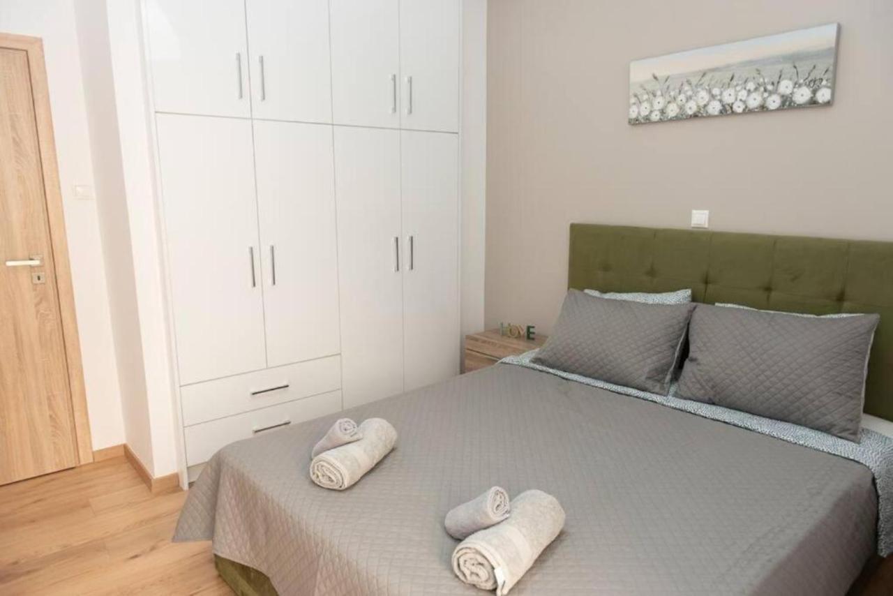 Renovated Spacious Flat 7Min To Subway Station- Athens Ngoại thất bức ảnh